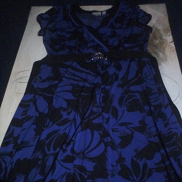 Dress by Apt. 9 - Picture 1 of 6